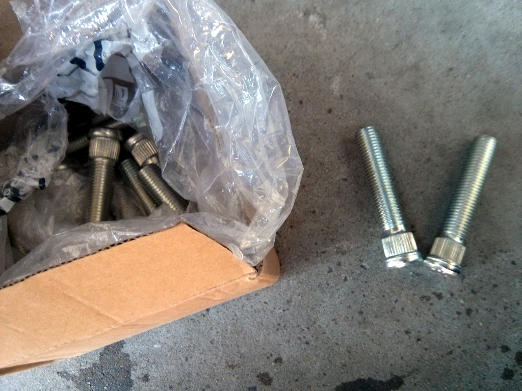 20140704_ae82_longer_bolts.jpg